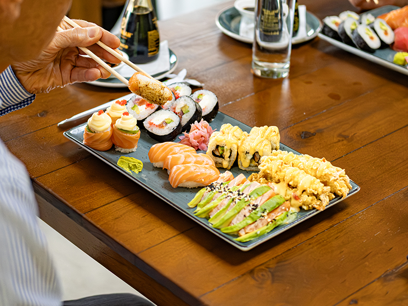 Platter Service at Fishalicious